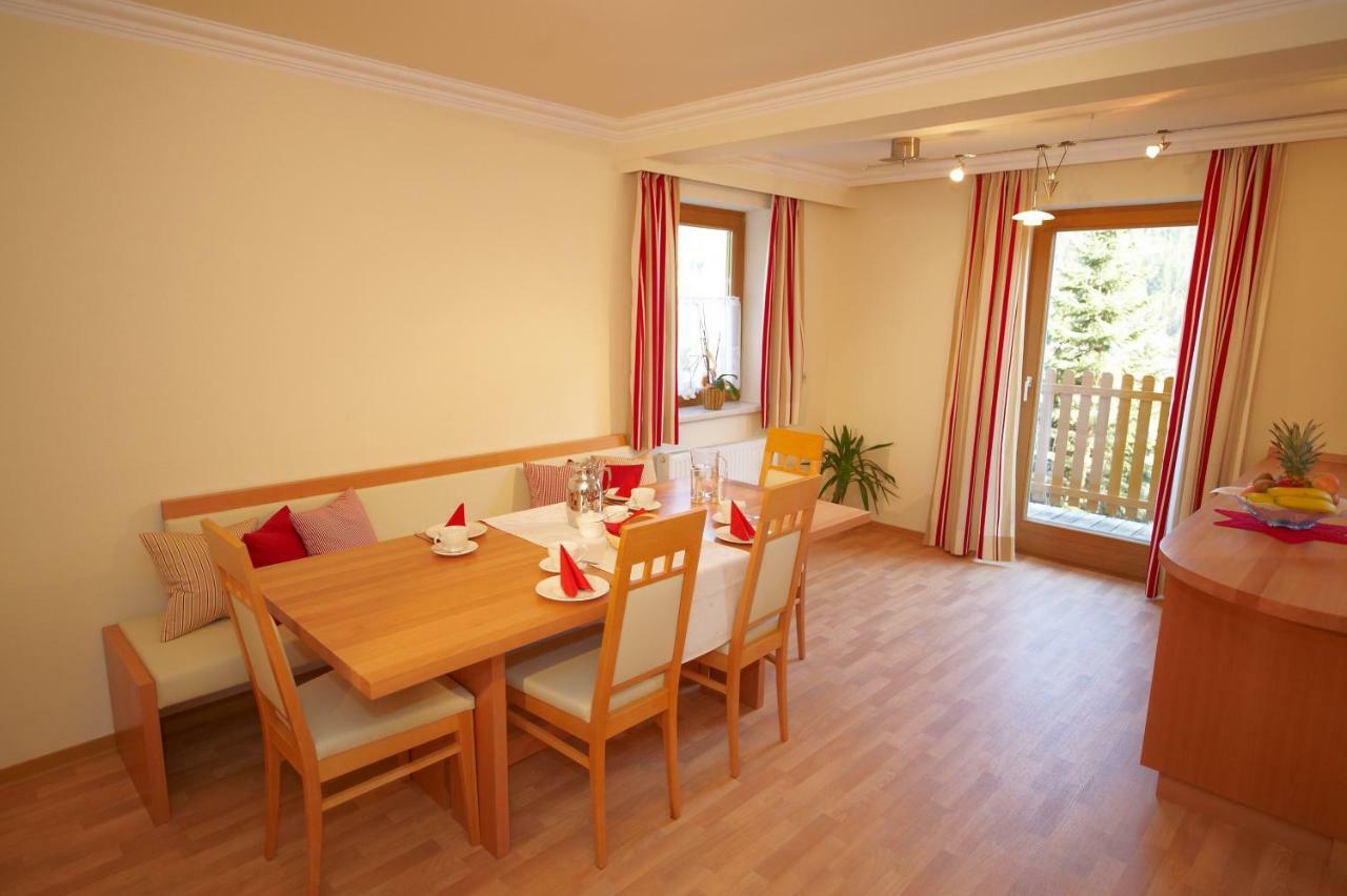 Haus Dorfblick Apartman Filzmoos Kültér fotó